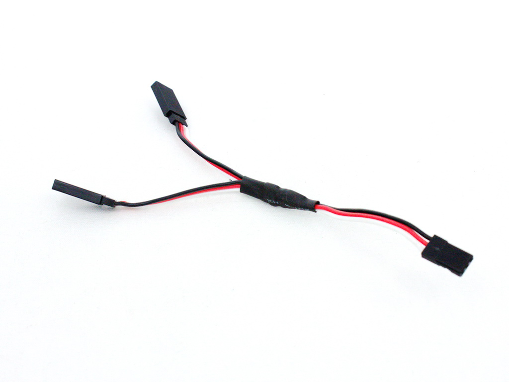 Y-cable splitter for servos 15 cm