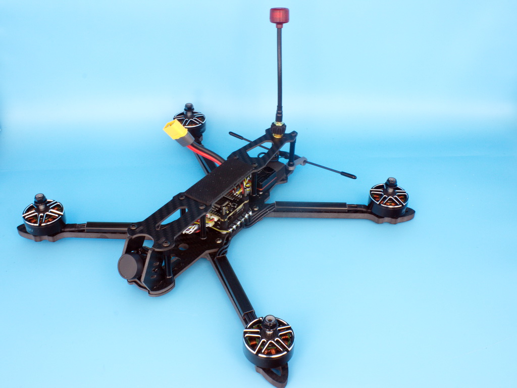 kit for assembling a quadcopter 7" 5.8g(2.5w)